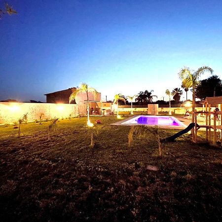 Villa Nunzia Con Piscina, Sauna E Idromassaggio. 佛罗里达 外观 照片