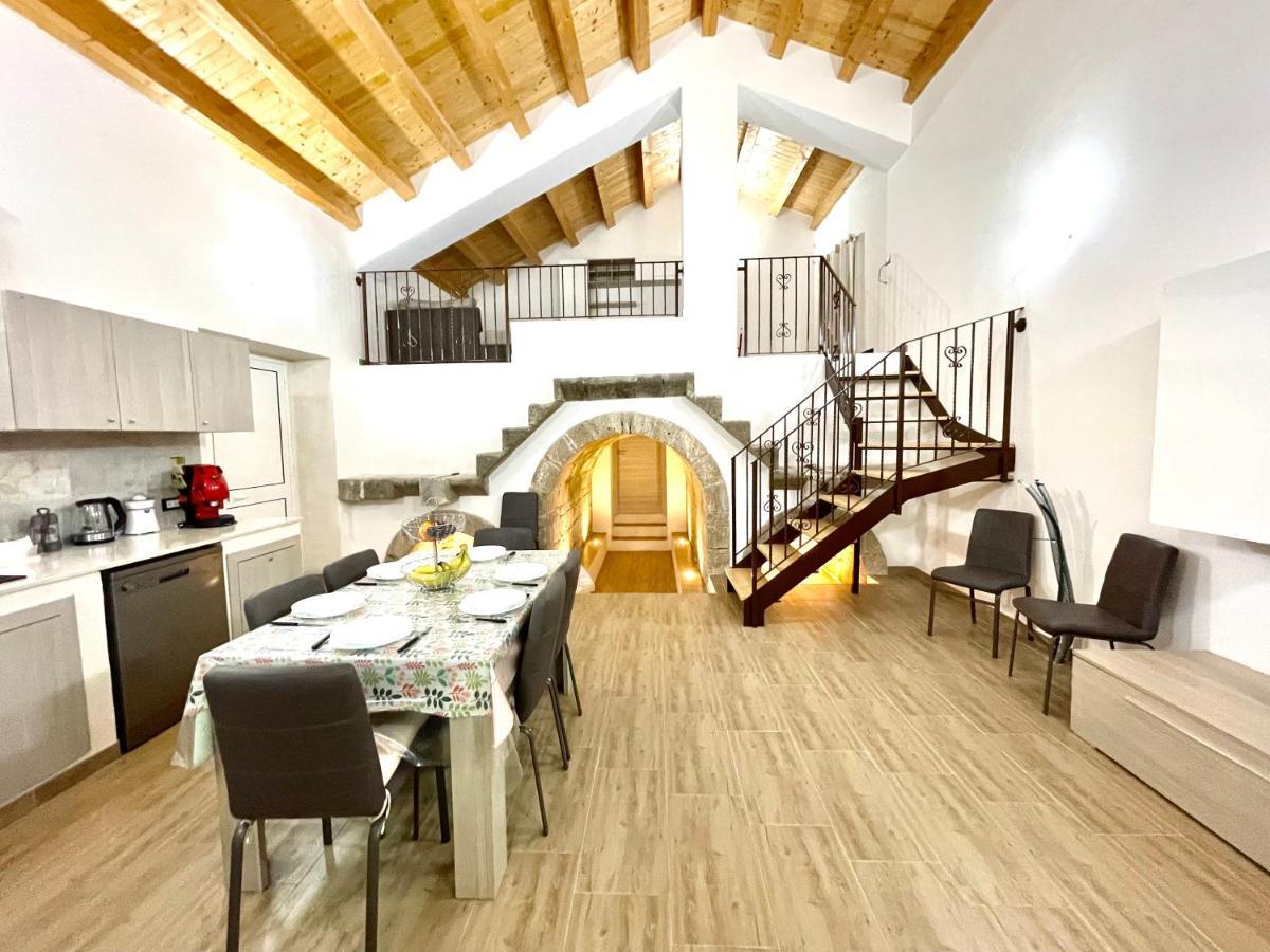Villa Nunzia Con Piscina, Sauna E Idromassaggio. 佛罗里达 外观 照片
