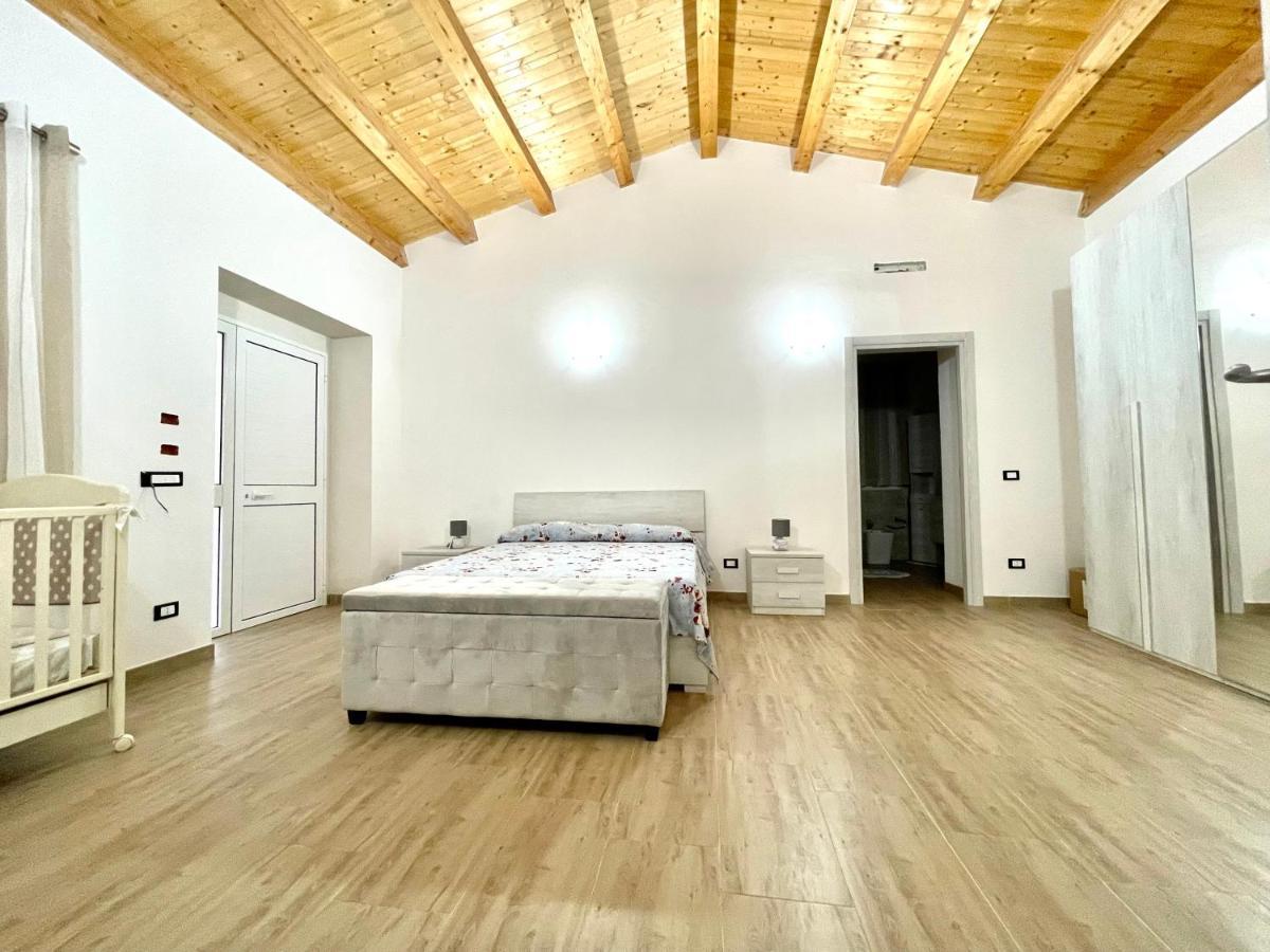 Villa Nunzia Con Piscina, Sauna E Idromassaggio. 佛罗里达 外观 照片